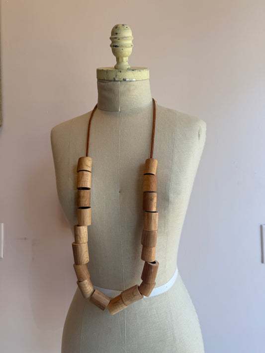 Maple Long Tube Necklace