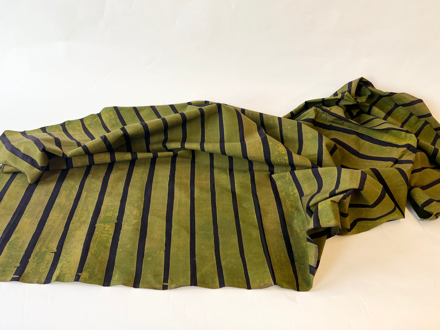 green and black stripe batiki