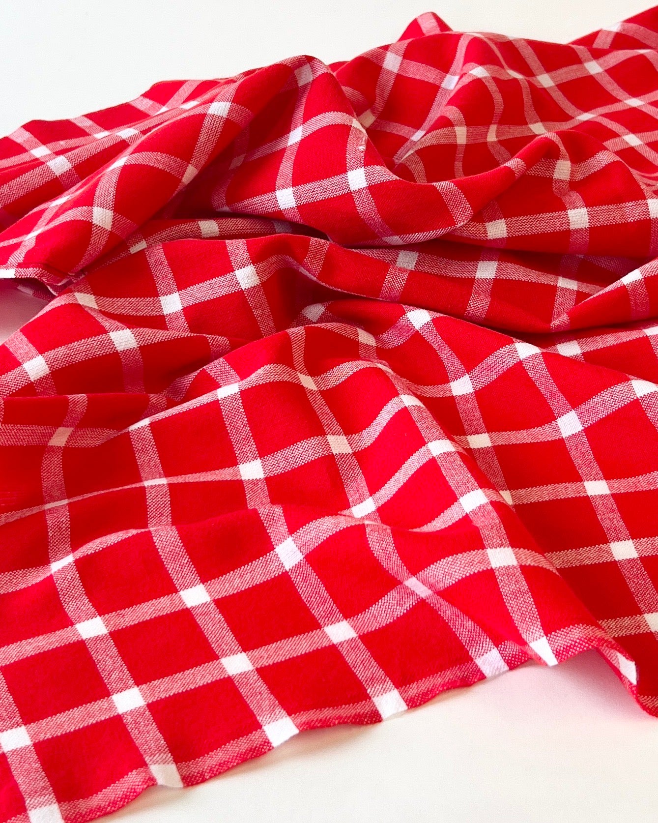 red and white plaid Masaai Shuka