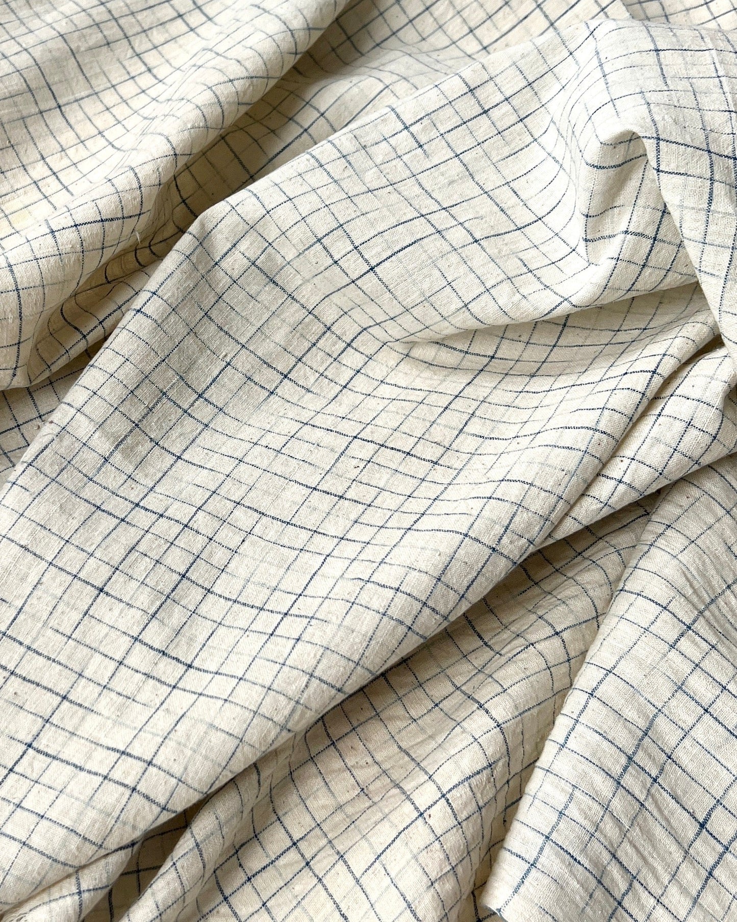 natural and indigo faded grid cotton